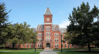 Ohio State University Wajibkan Mahasiswa Menguasai AI Mulai Tahun Ajaran Baru