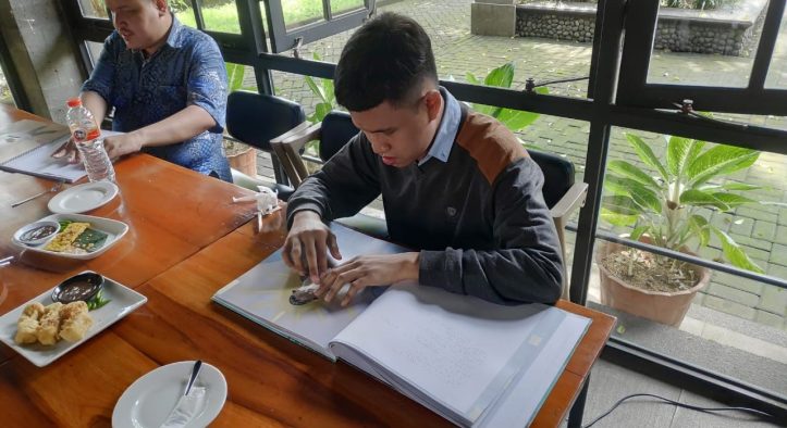 Teknologi Asistif: Kunci Mewujudkan Kampus Inklusif di Era Digital