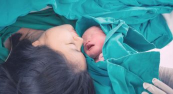 Pelukan Pertama, Sentuhan Seumur Hidup: Rahasia Bonding Ibu dan Bayi