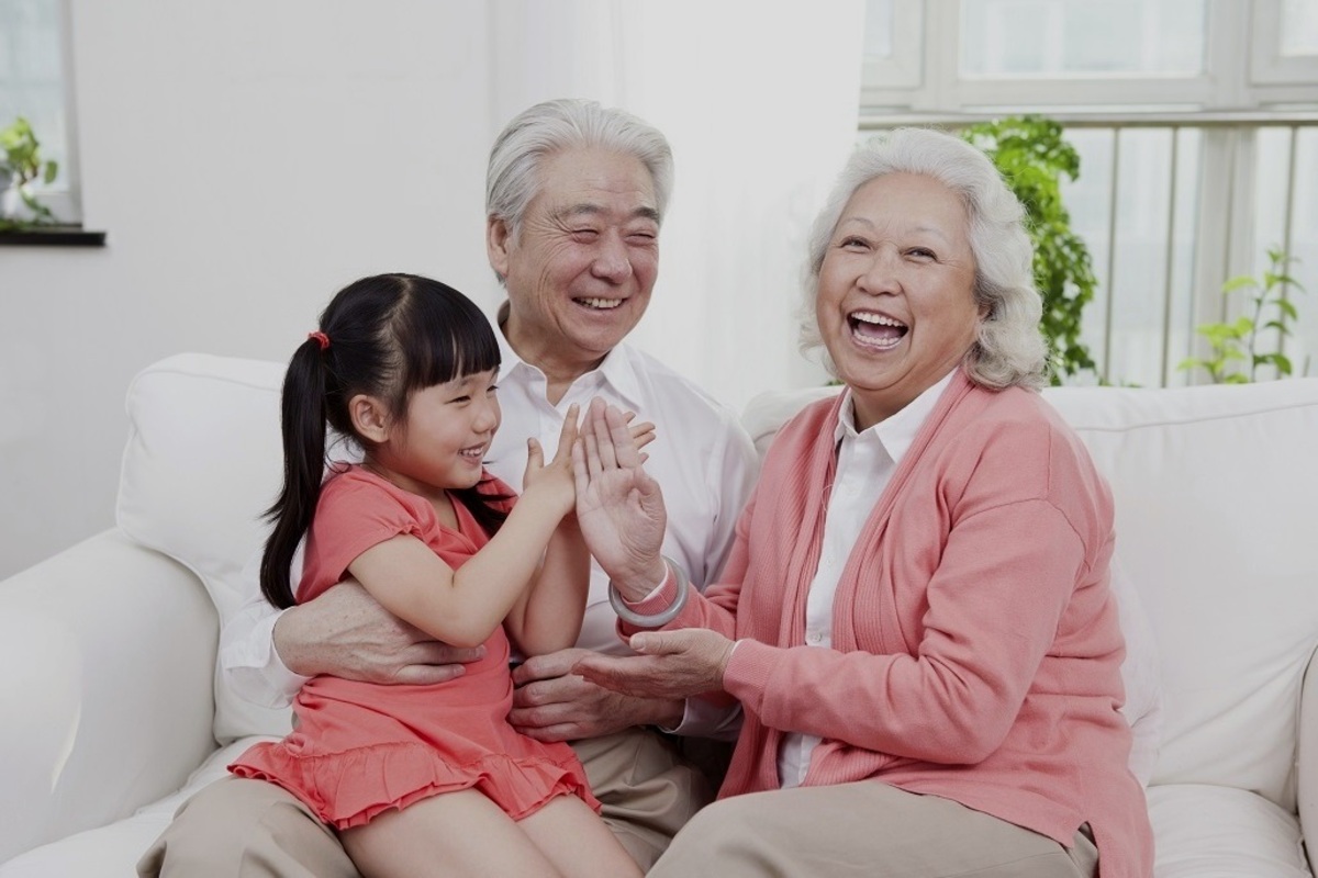 Anak Diasuh Kakek-Nenek di 2025